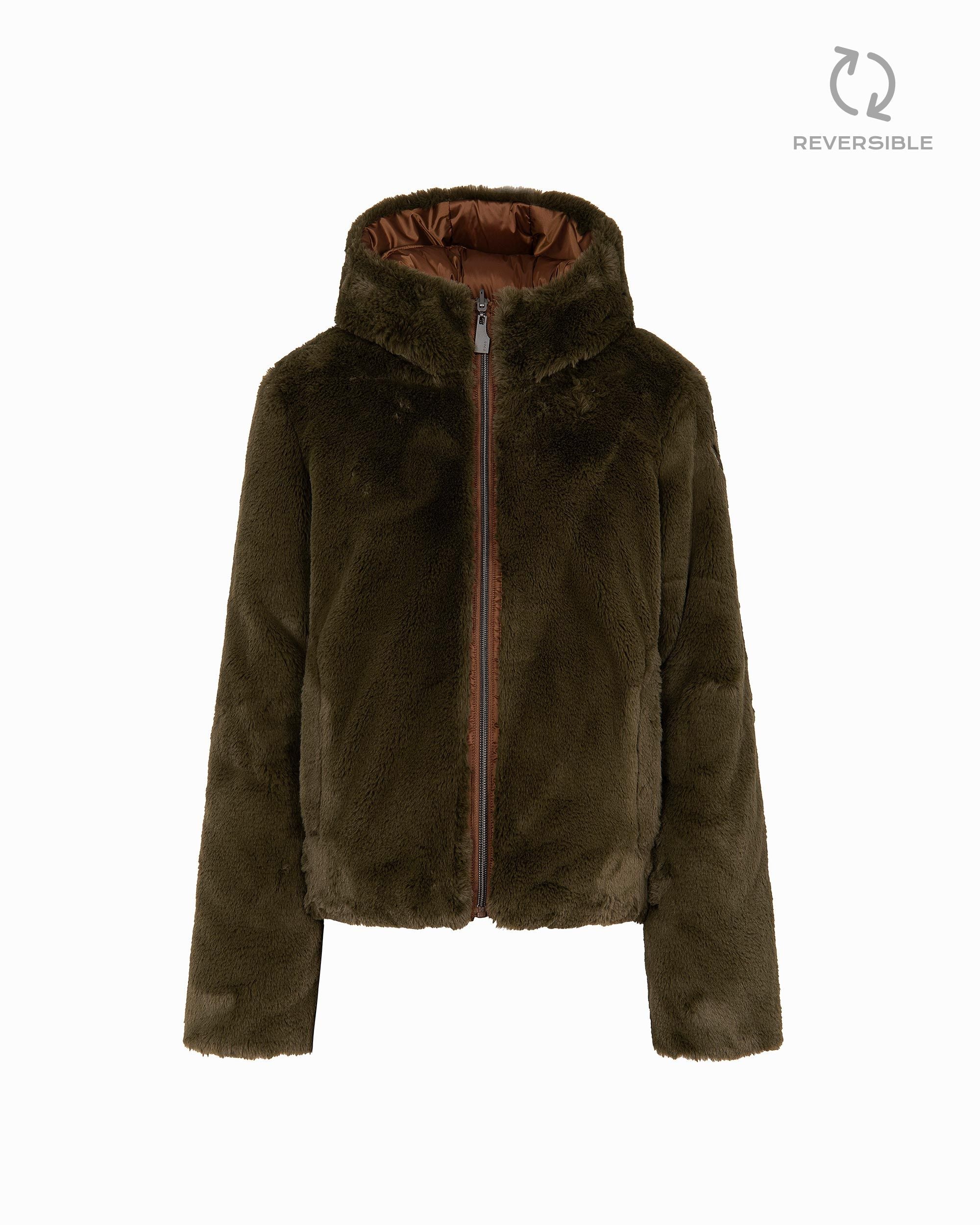 color: army / mandorla