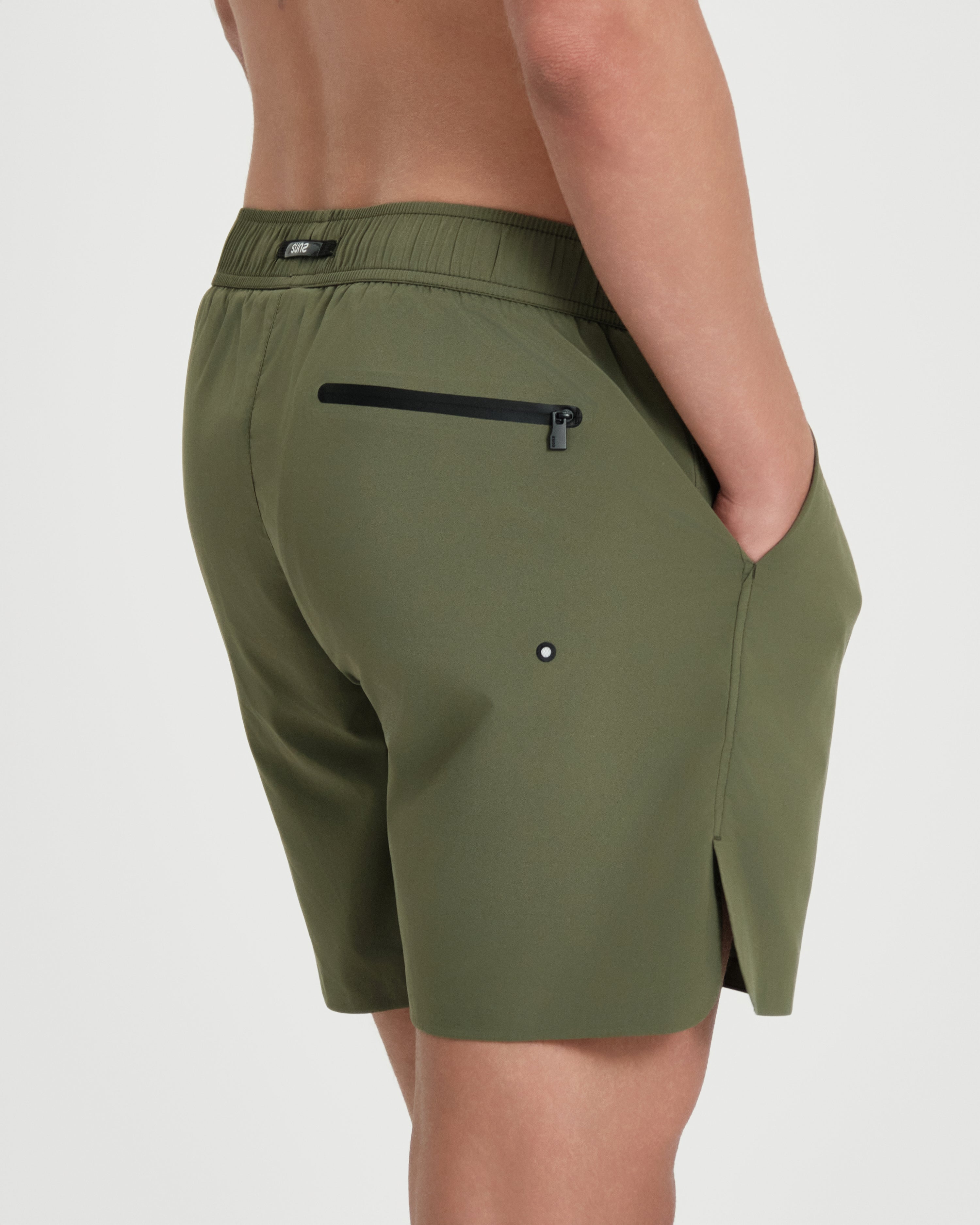 color: olive