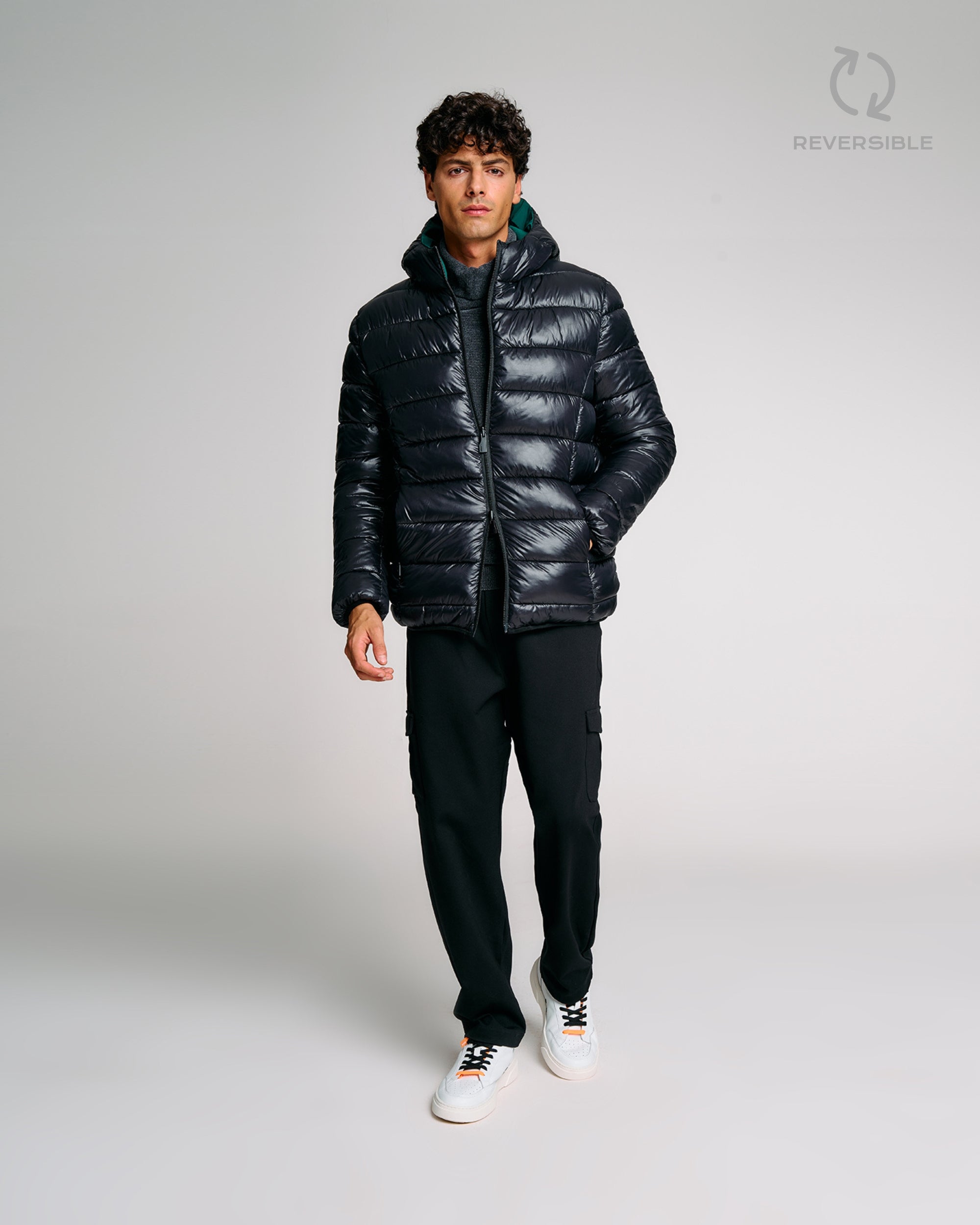 color: petrol / black