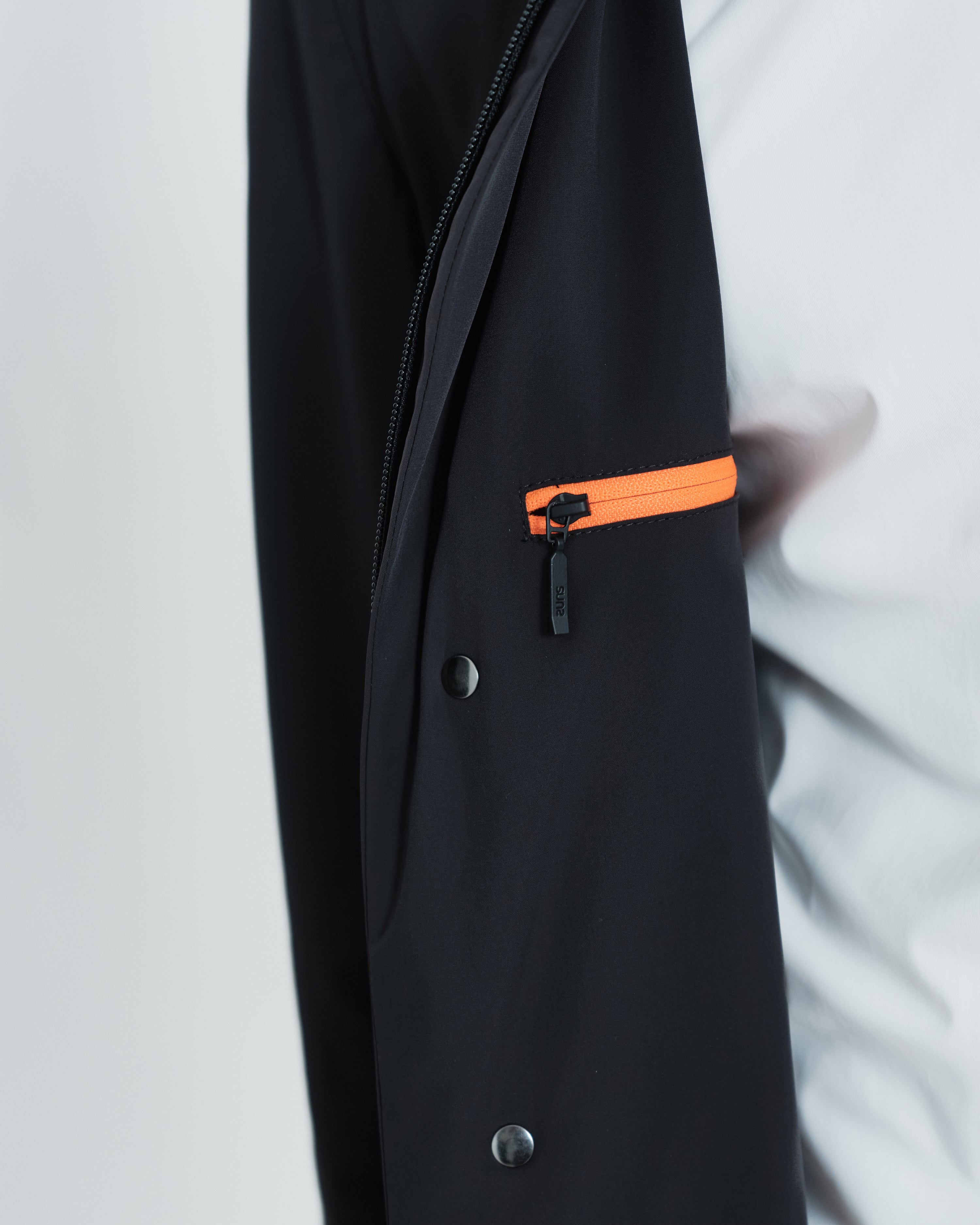 color: dark blue