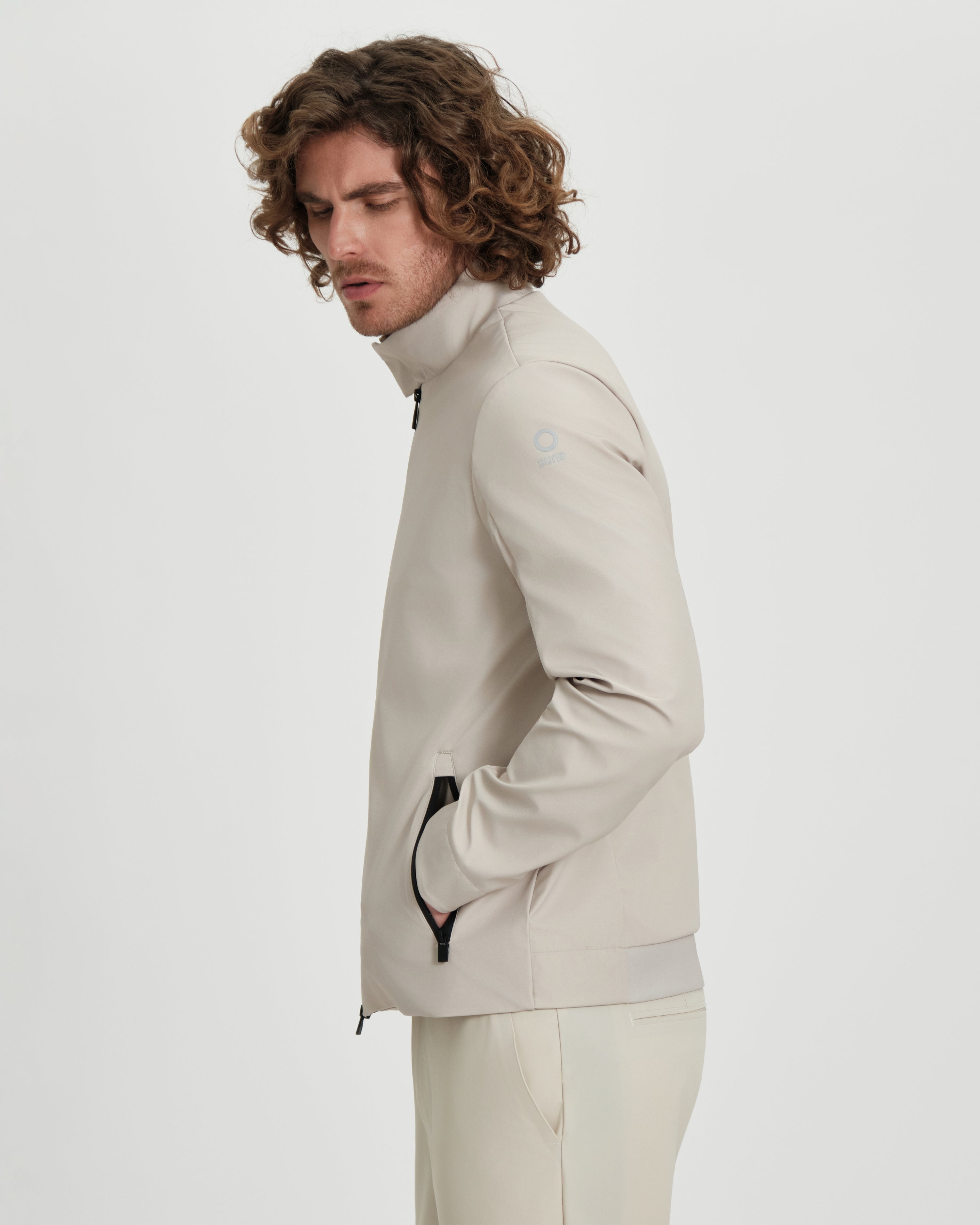 color: olive