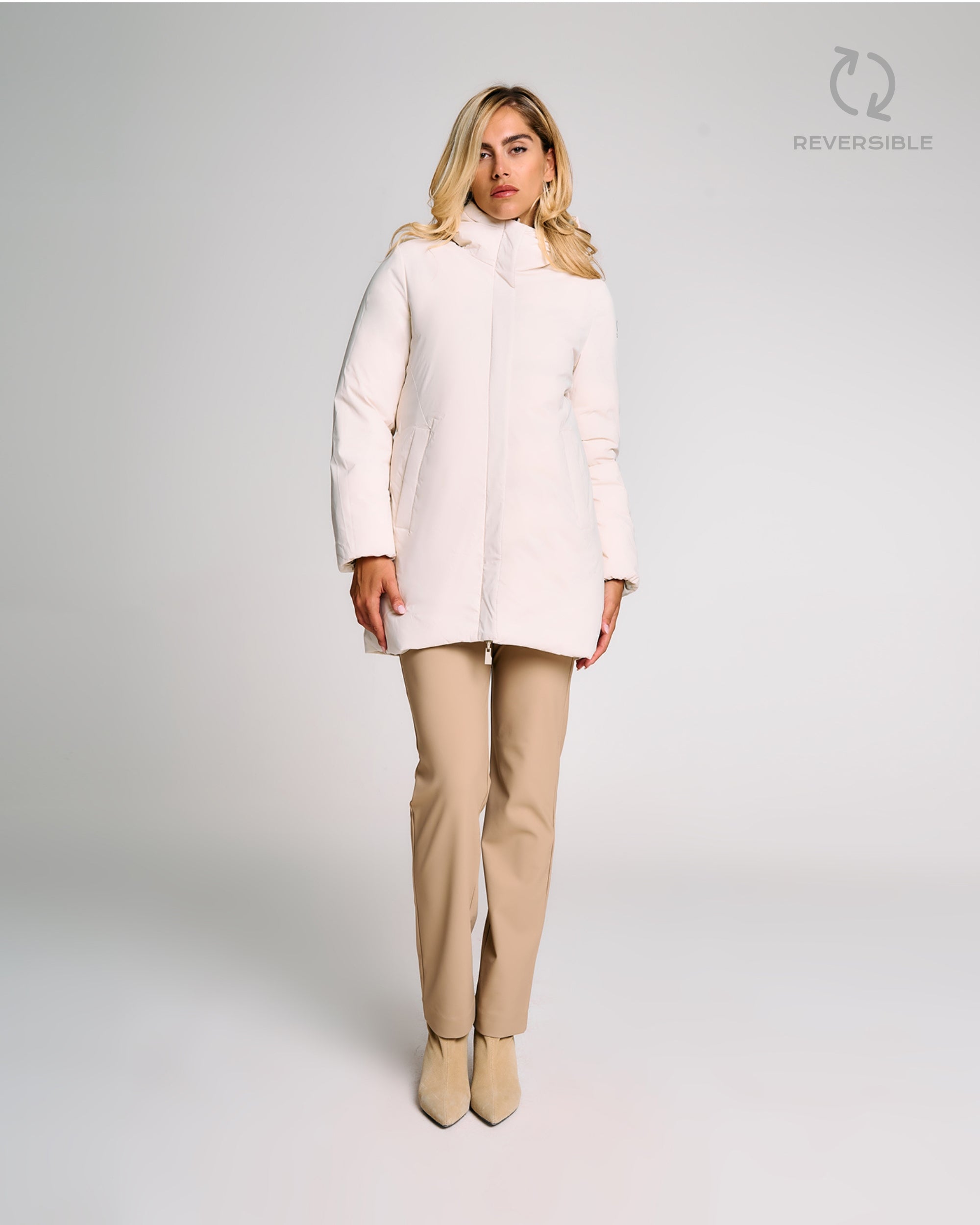 color: taupe/off white