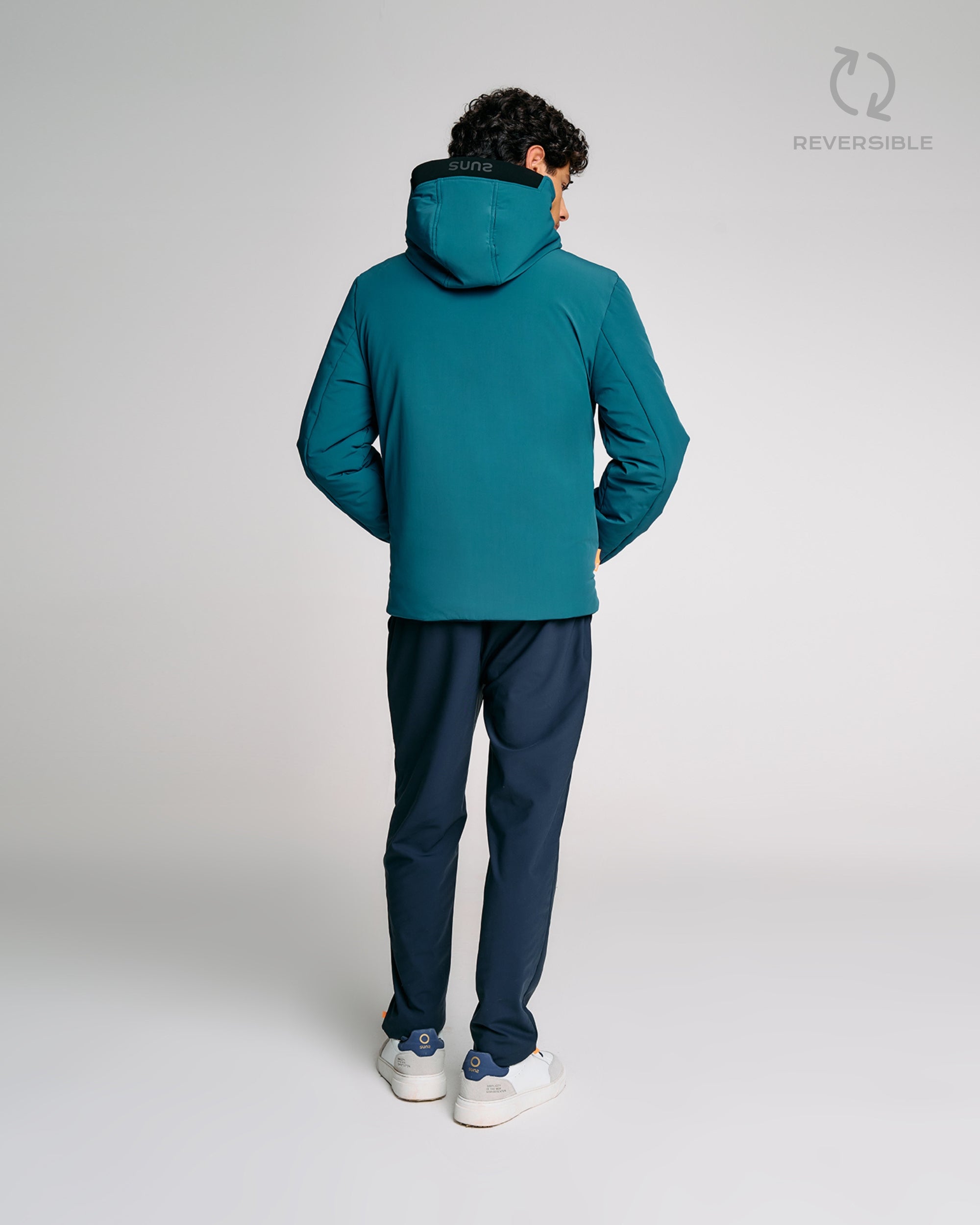 color: petrol/dark blue