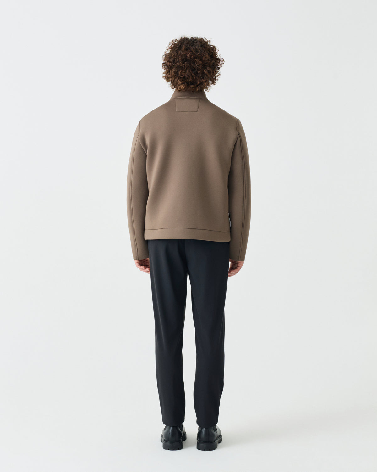 #color: fossil/Dark Grey