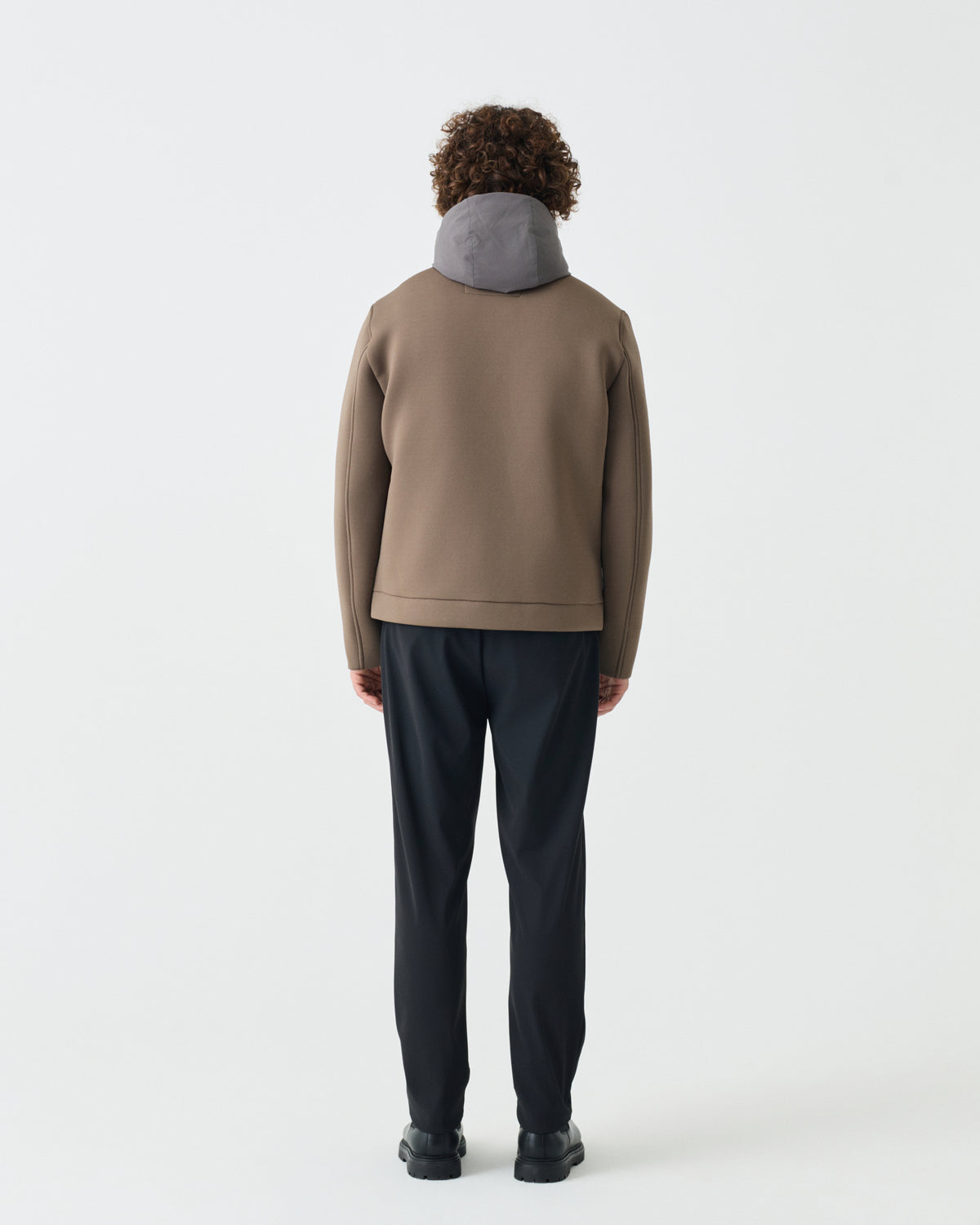 #color: fossil/Dark Grey