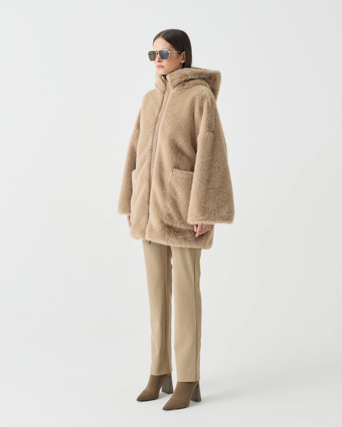 #color: Brown/Beige