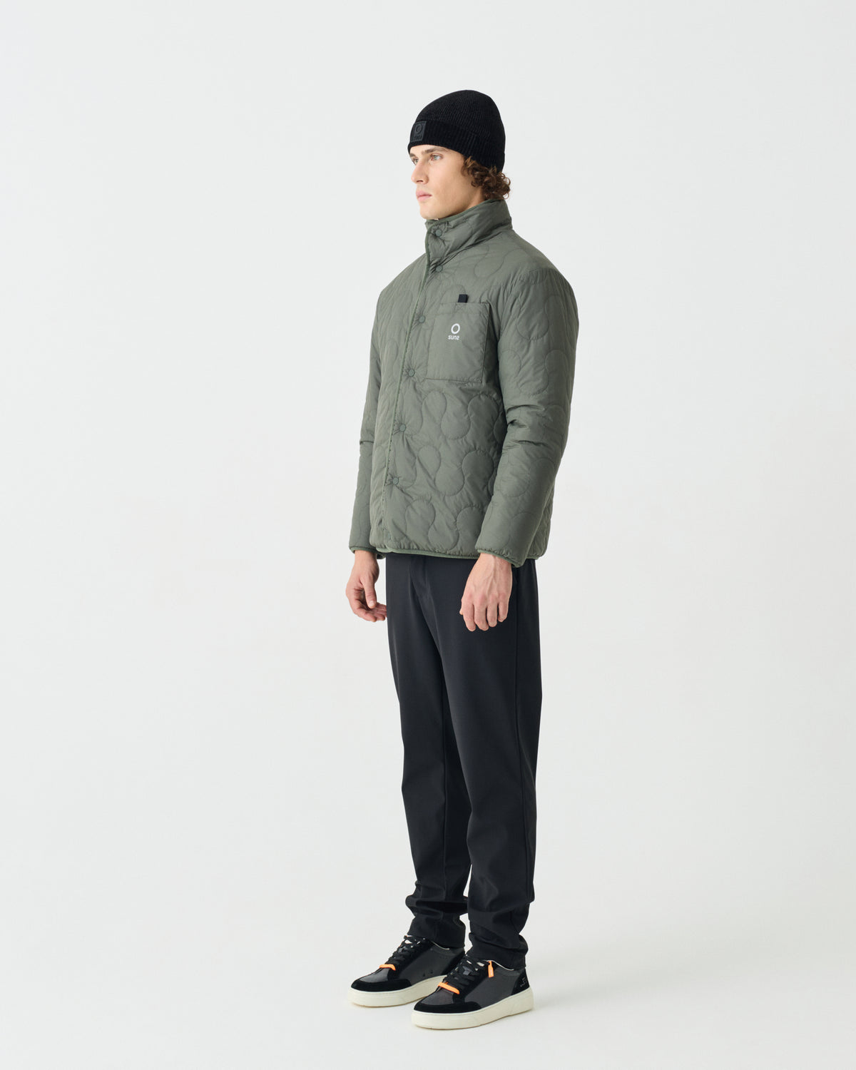 #color: Beige/Military