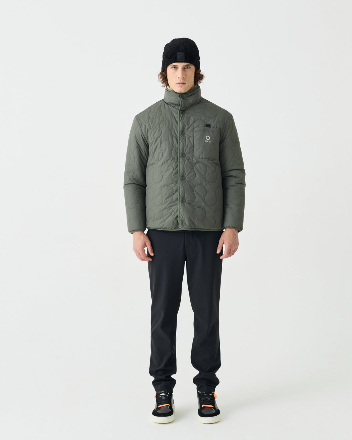 #color: Beige/Military
