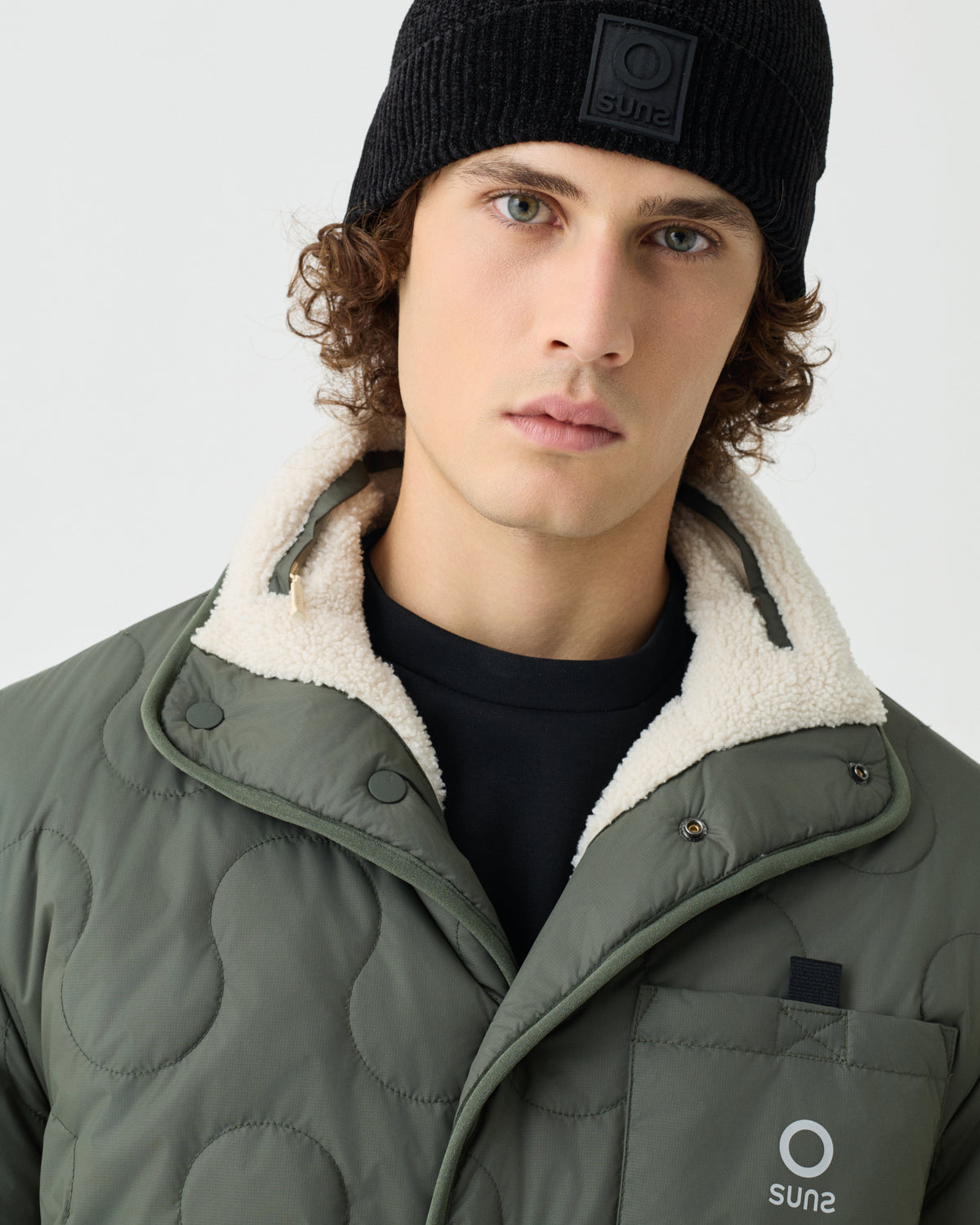 #color: Beige/Military