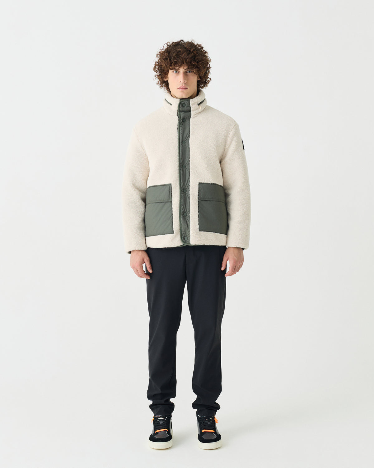#color: Beige/Military