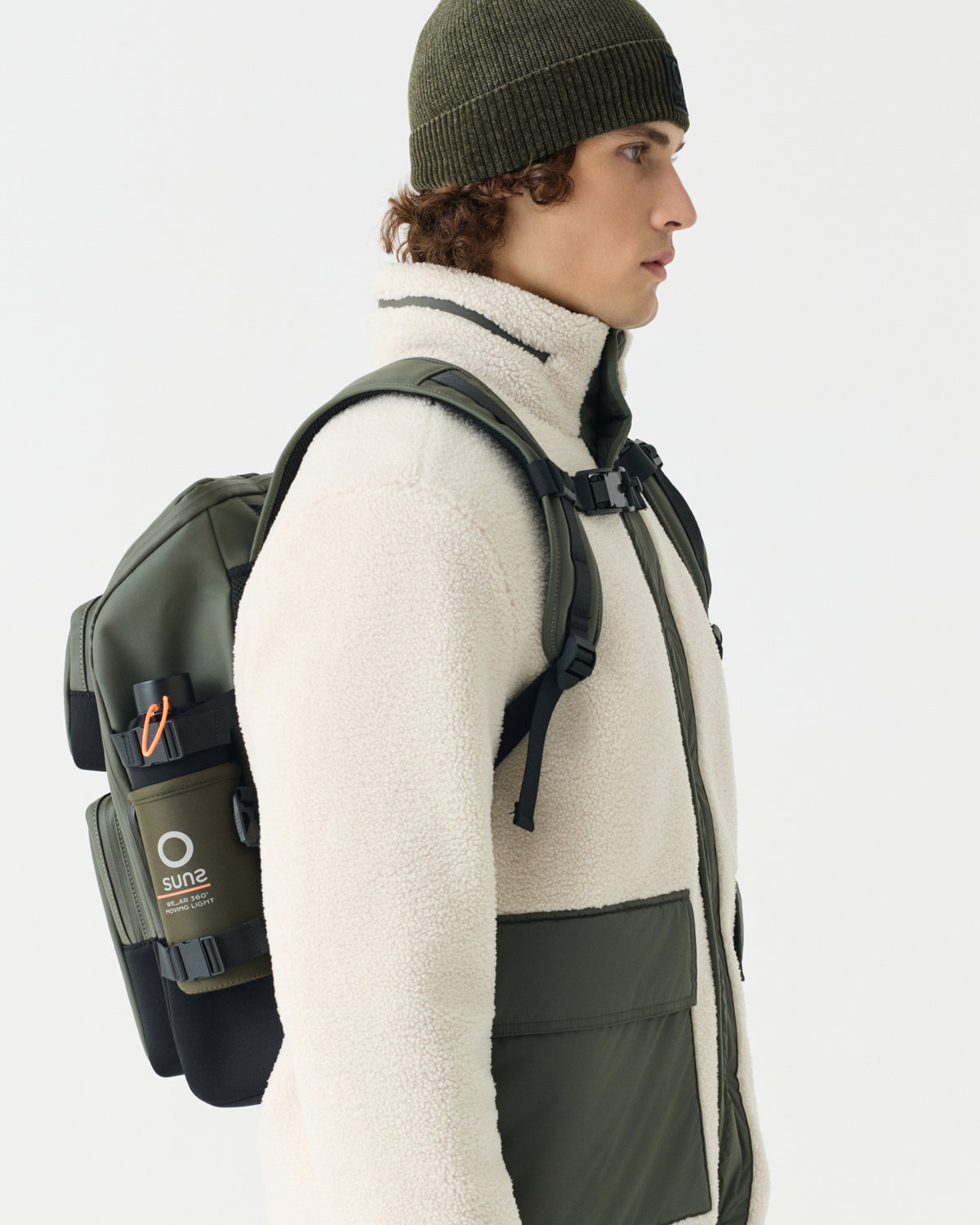 #color: Beige/Military