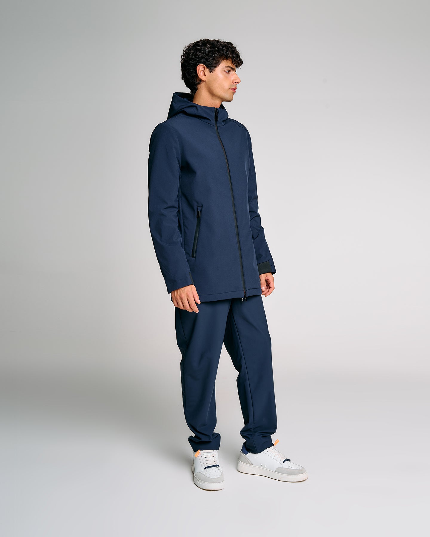 color: dark blue / dark blue