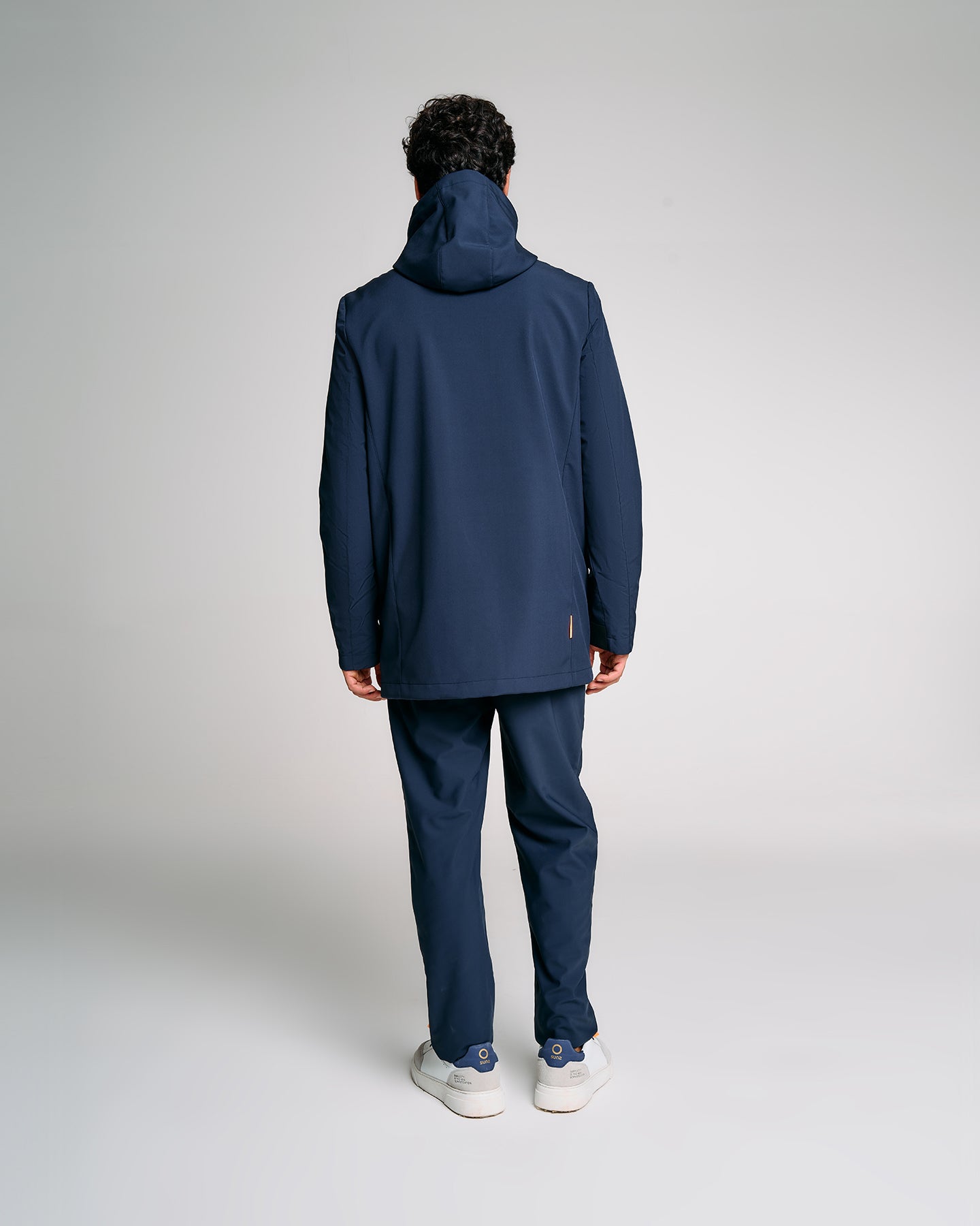 color: dark blue / dark blue