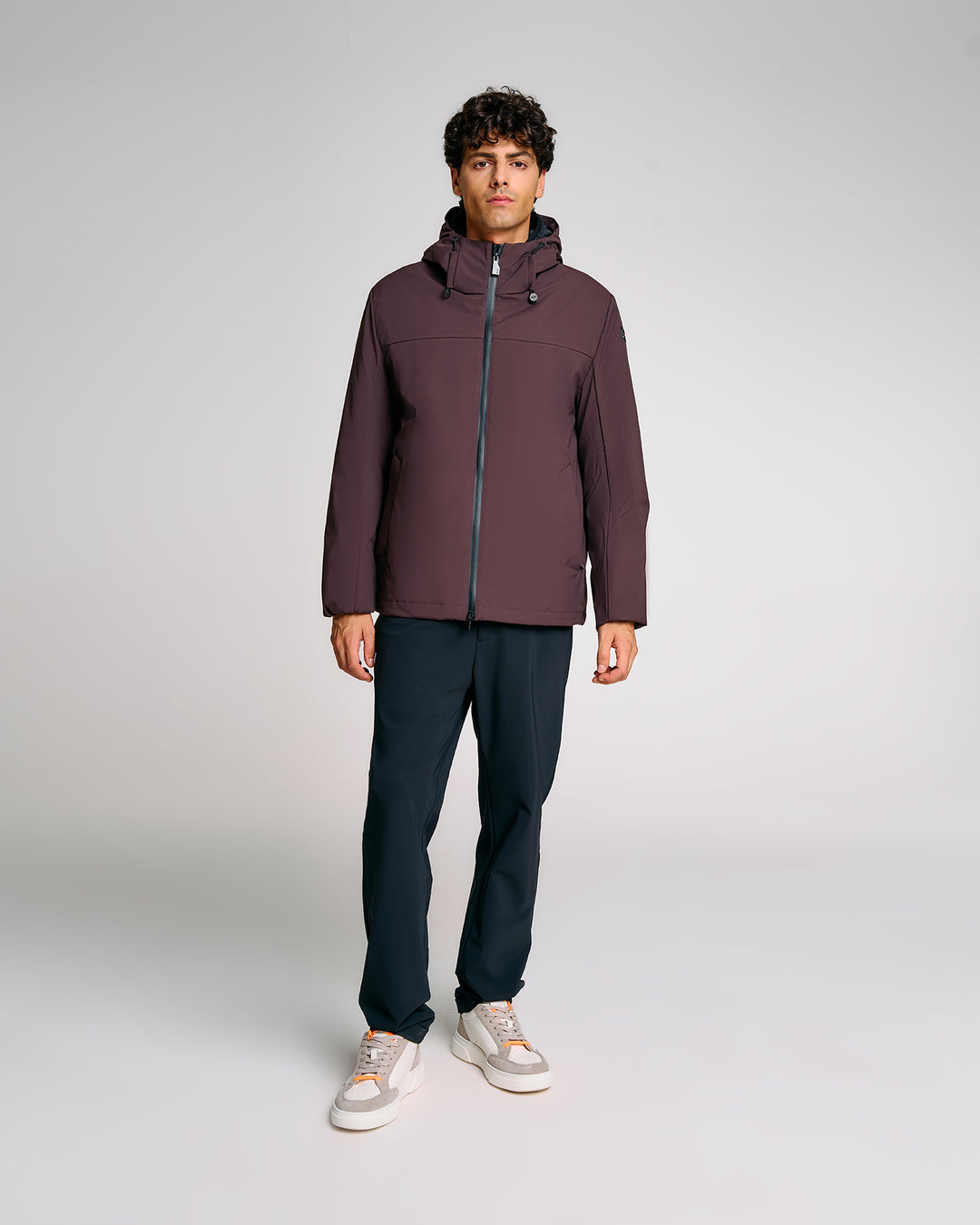 #colore_dark-brown-black