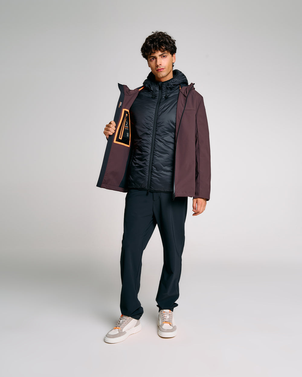 #colore_dark-brown-black