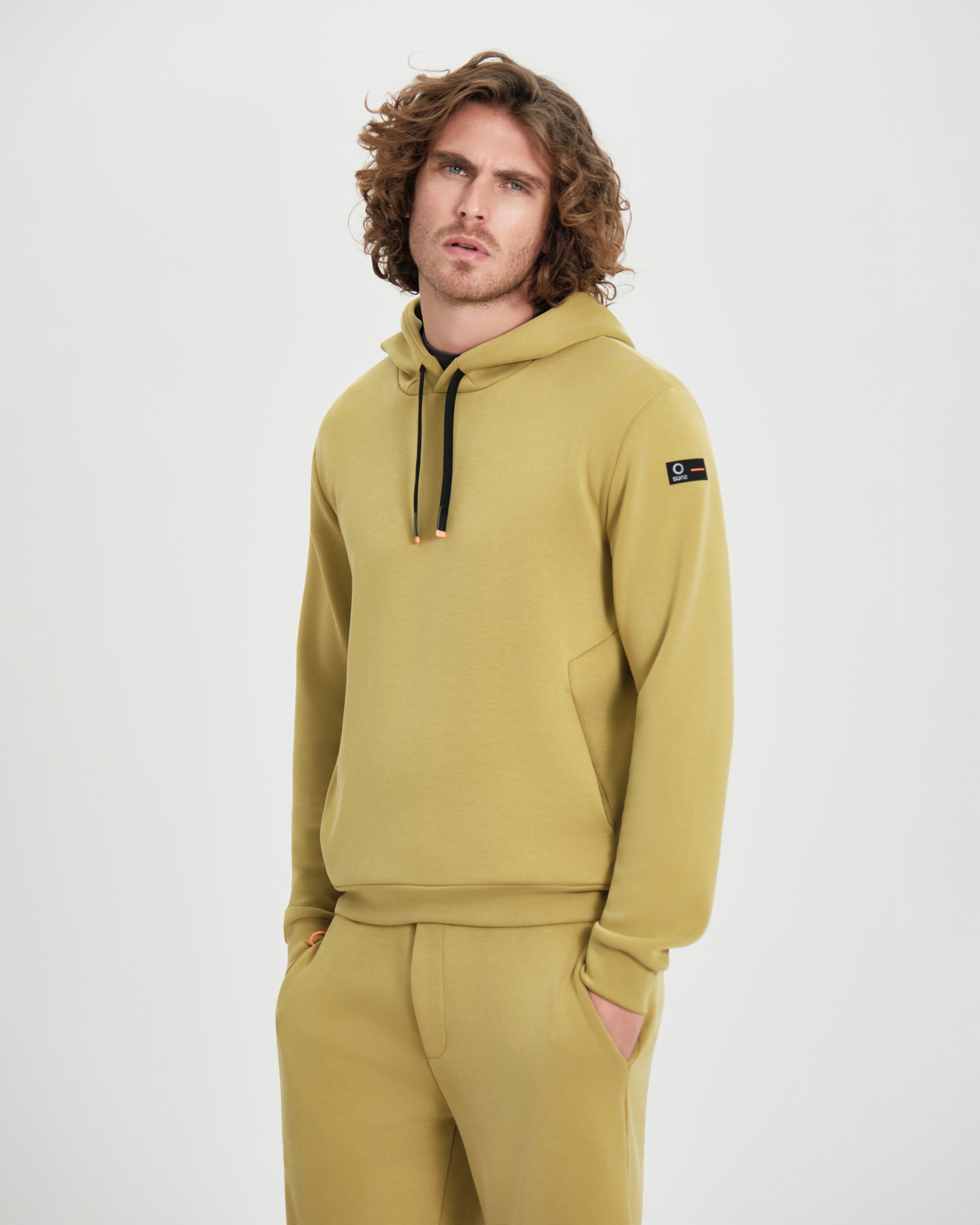 color: olive