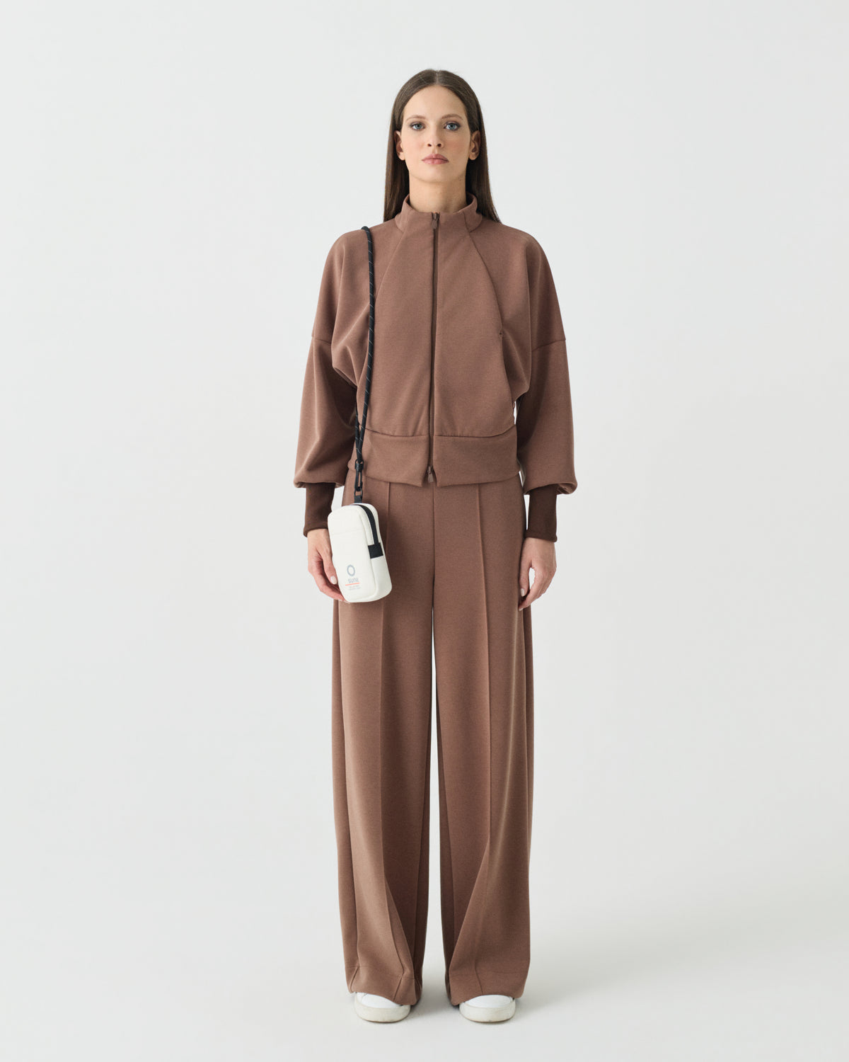 #colore: brown