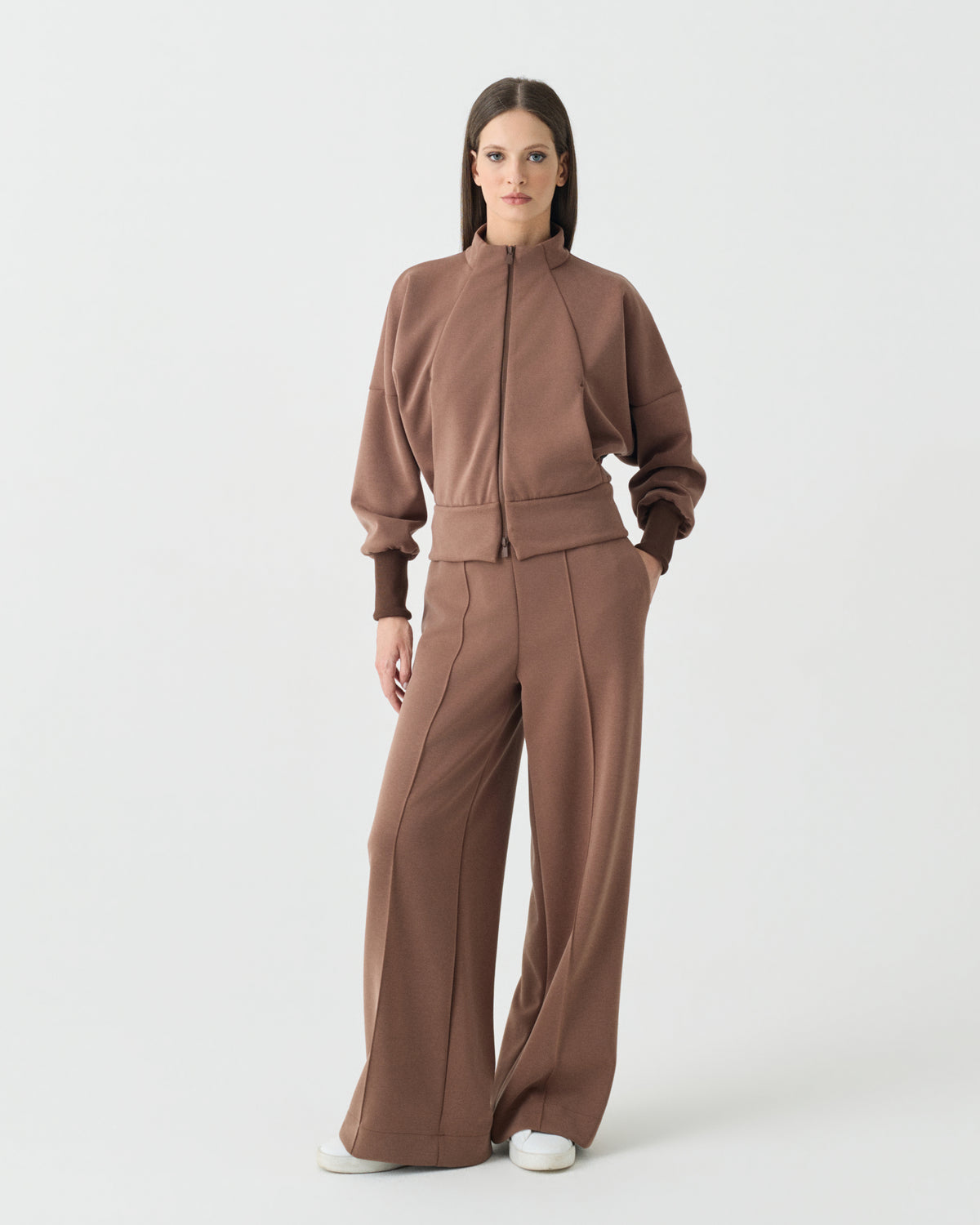 #colore: brown