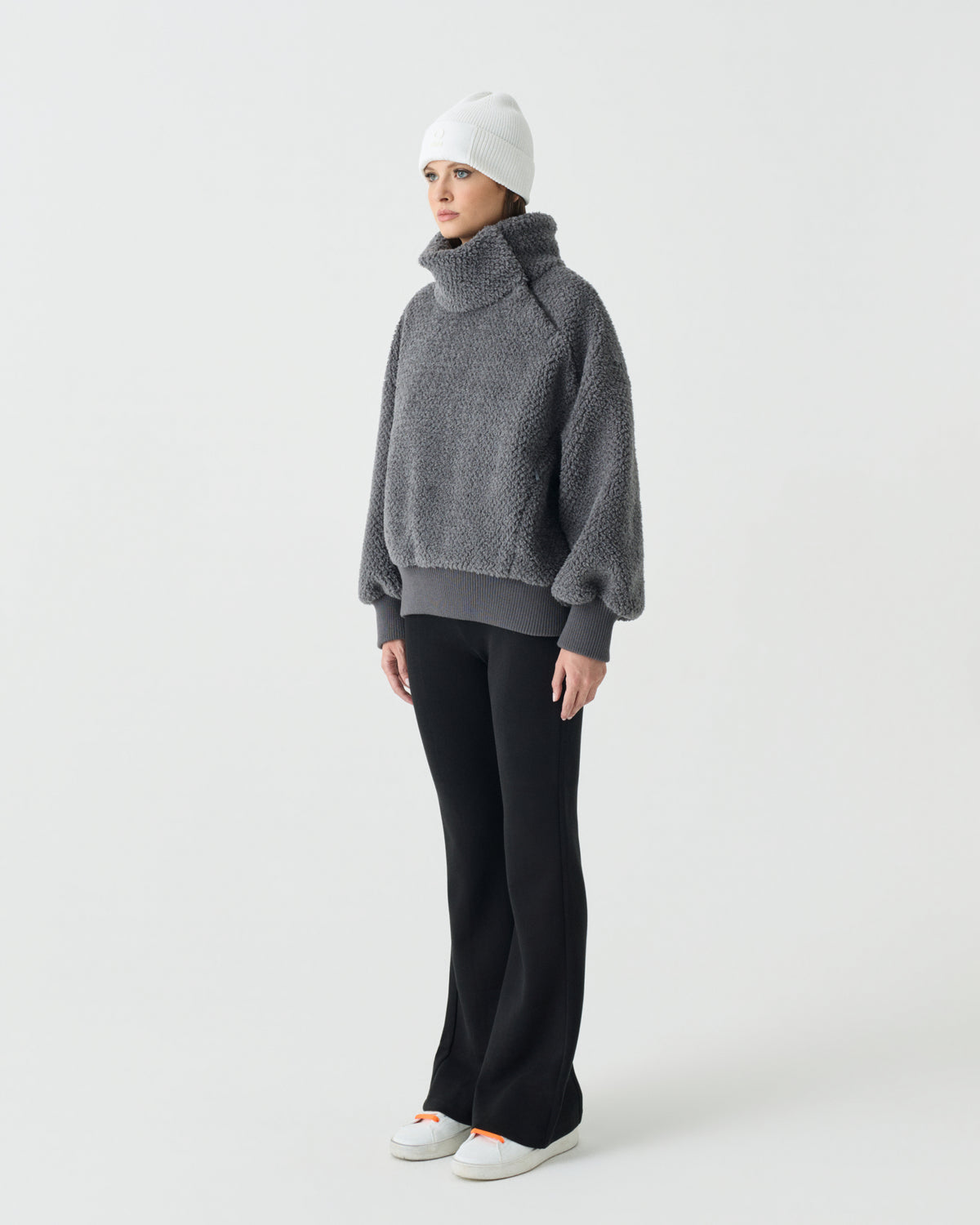 #color: medium-grey