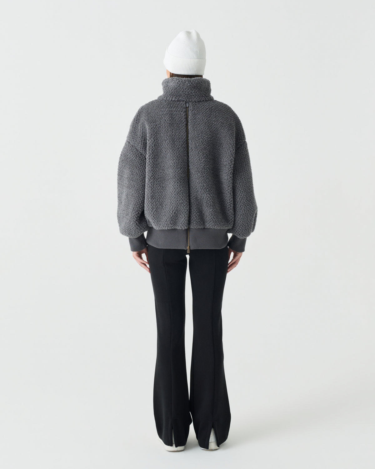 #color: medium-grey