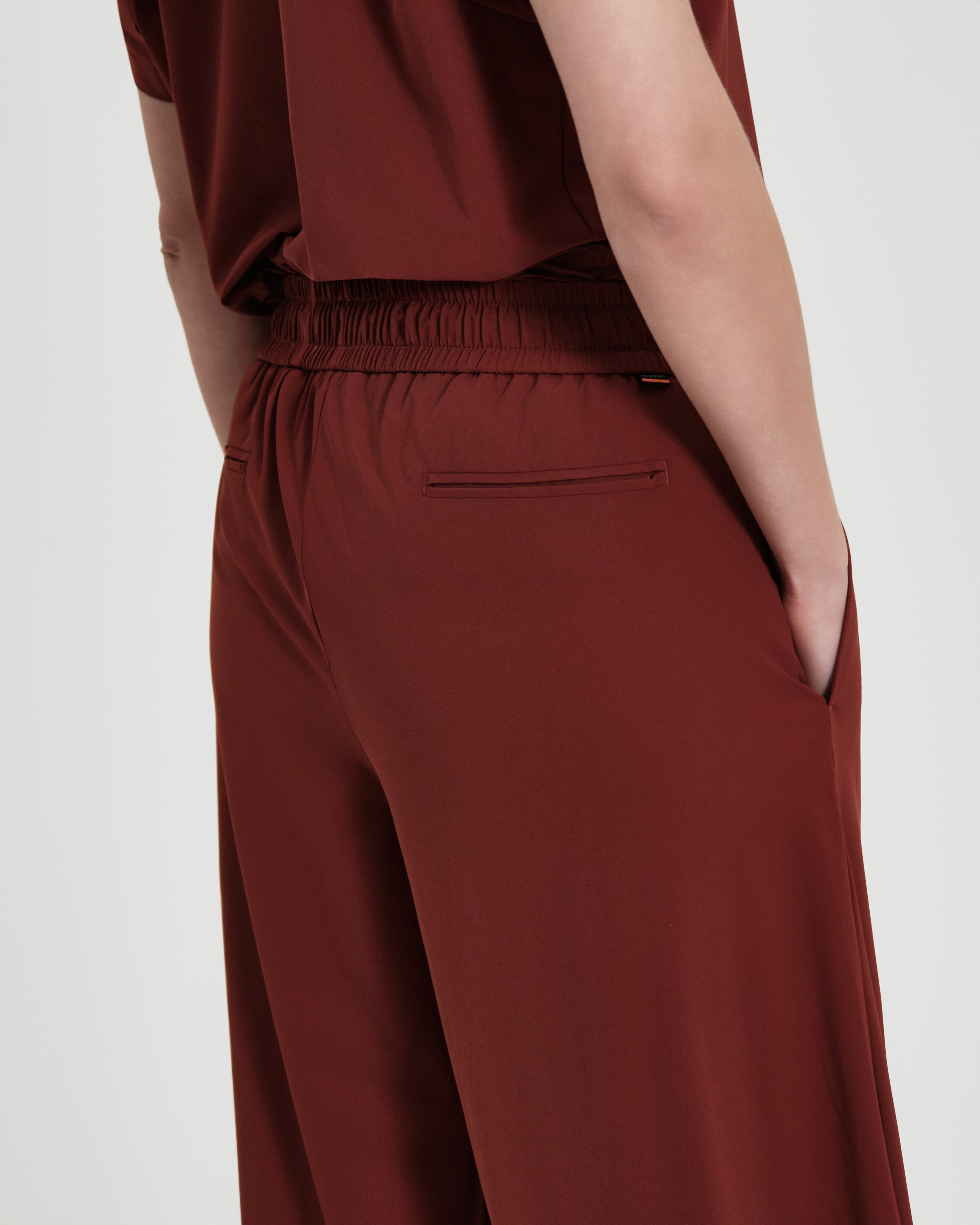 color: cherry