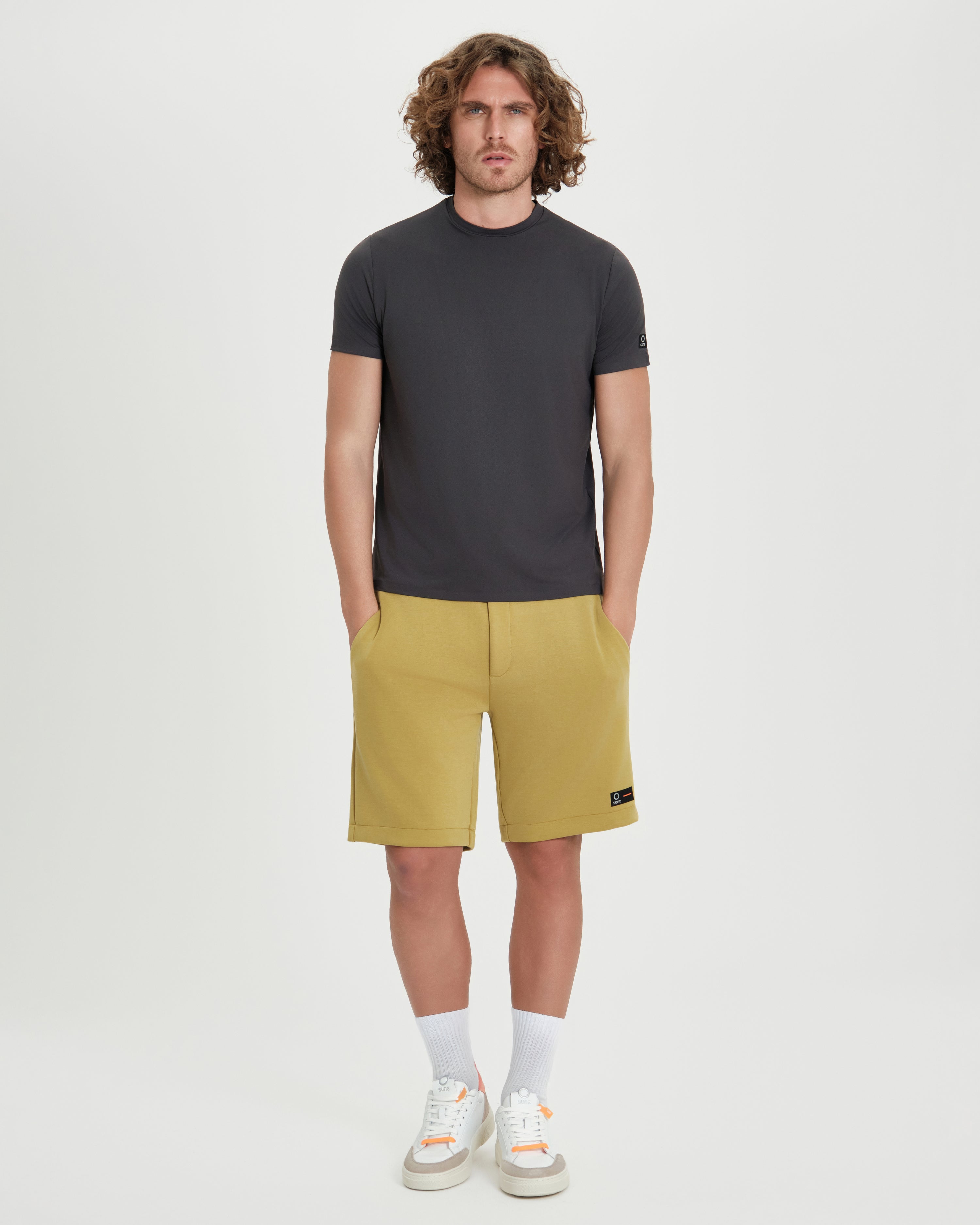 color: ocra