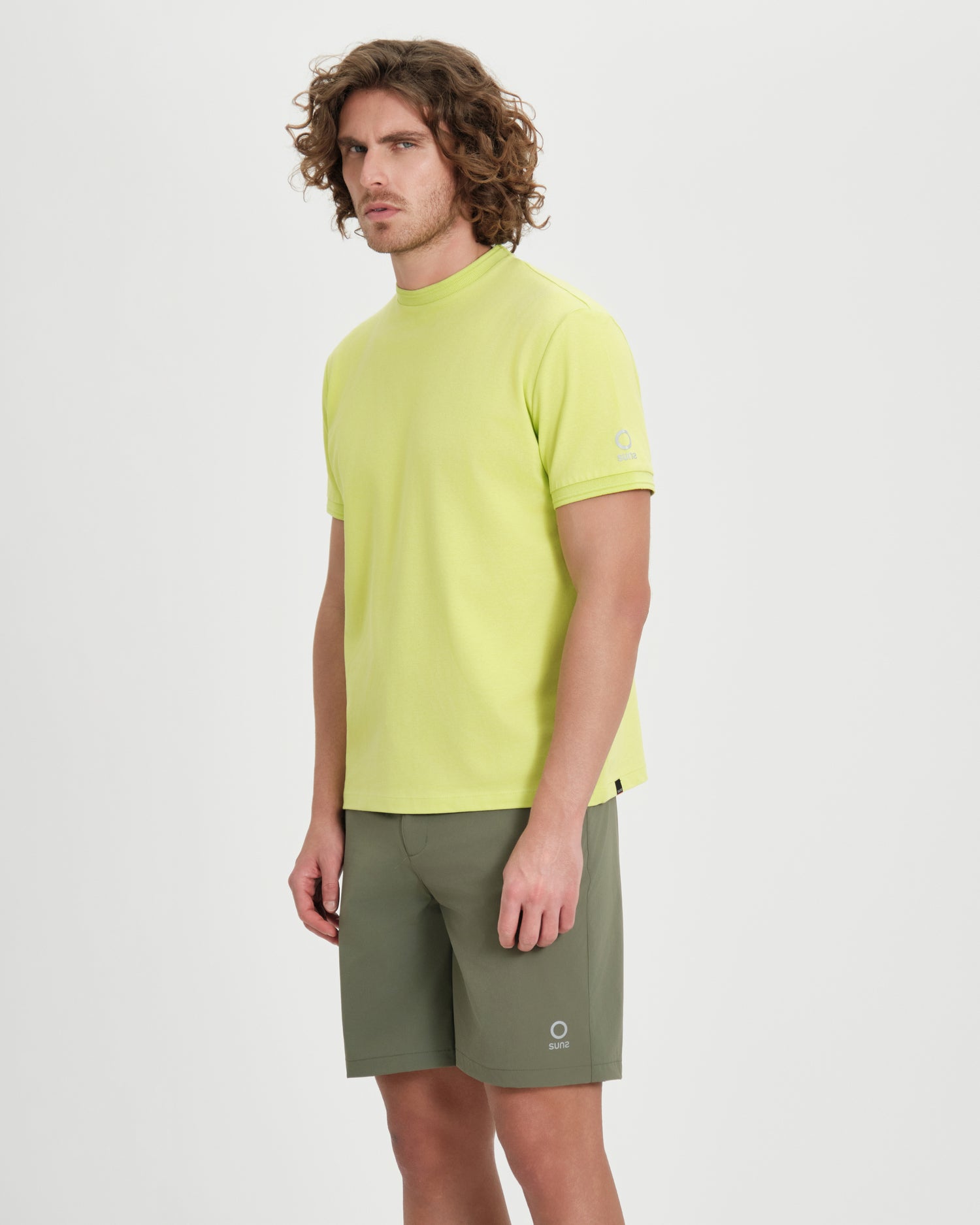 color: ocra